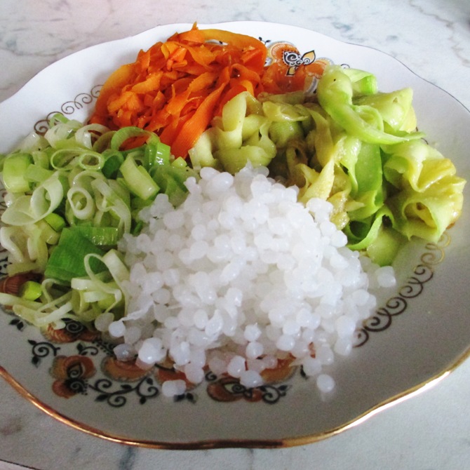 Рис Ширитаке с овощами